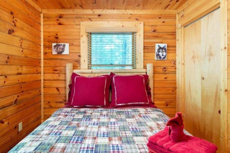 Mountain Spirit Cabin - Fireplace And Hot Tub Villa Blue Ridge Exterior photo