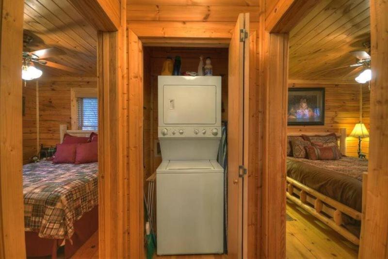 Mountain Spirit Cabin - Fireplace And Hot Tub Villa Blue Ridge Exterior photo